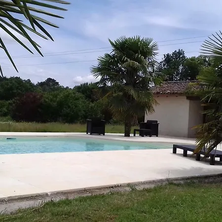Le Petit Abre A Prunier Vakantiehuis