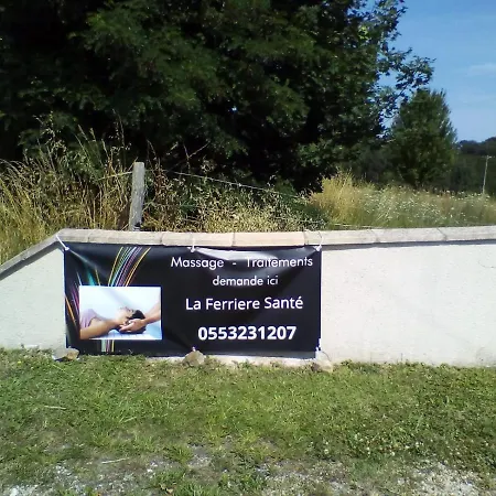 Vakantiehuis Le Petit Abre A Prunier Saint-Sauveur (Dordogne)